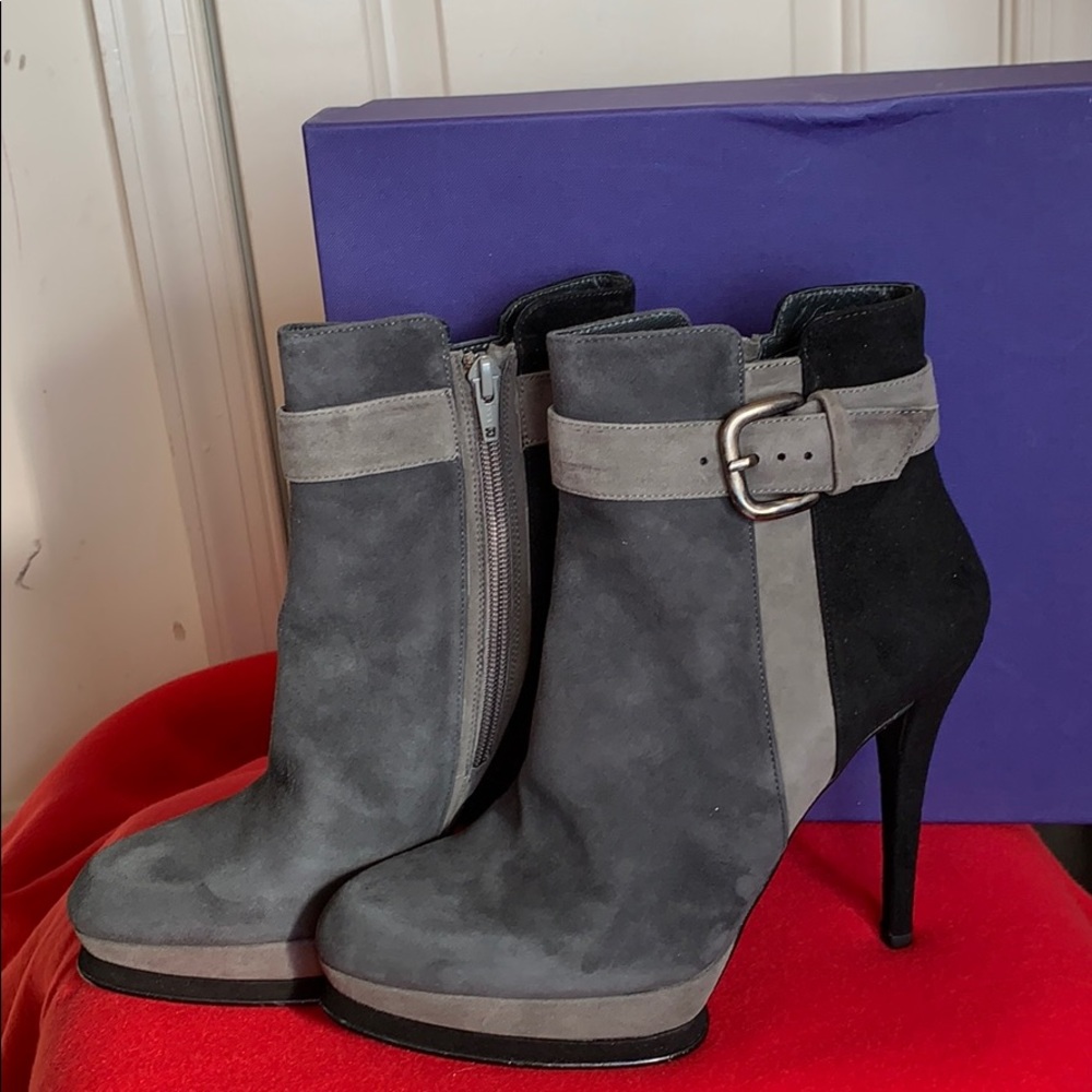 Stuart Weitzman Booties Size 7.5 - image 1